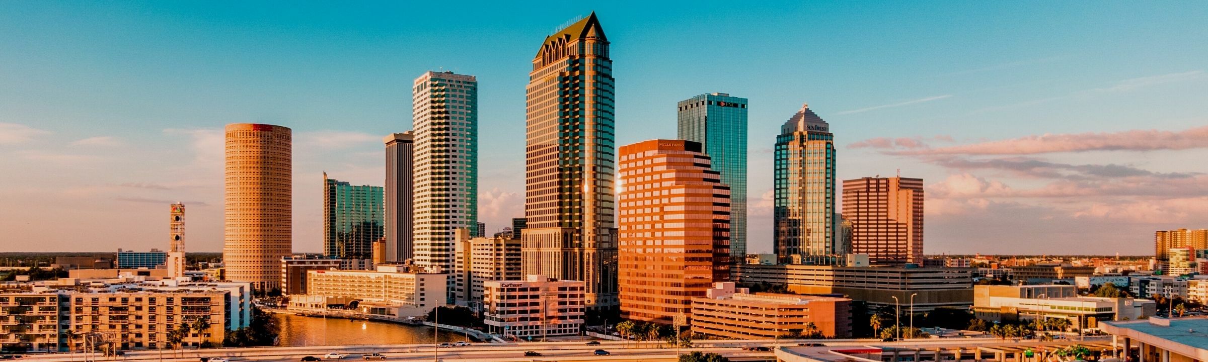 Panoramic view of downtown Tampa skyline